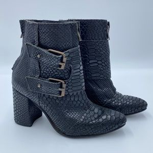 506. FREEBIRD Joey Boots in Black Snake Size 7N